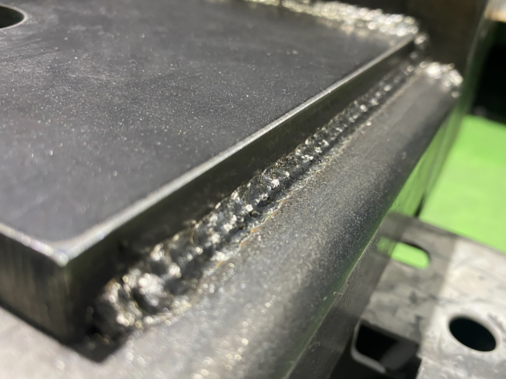筐体溶接のイメージ